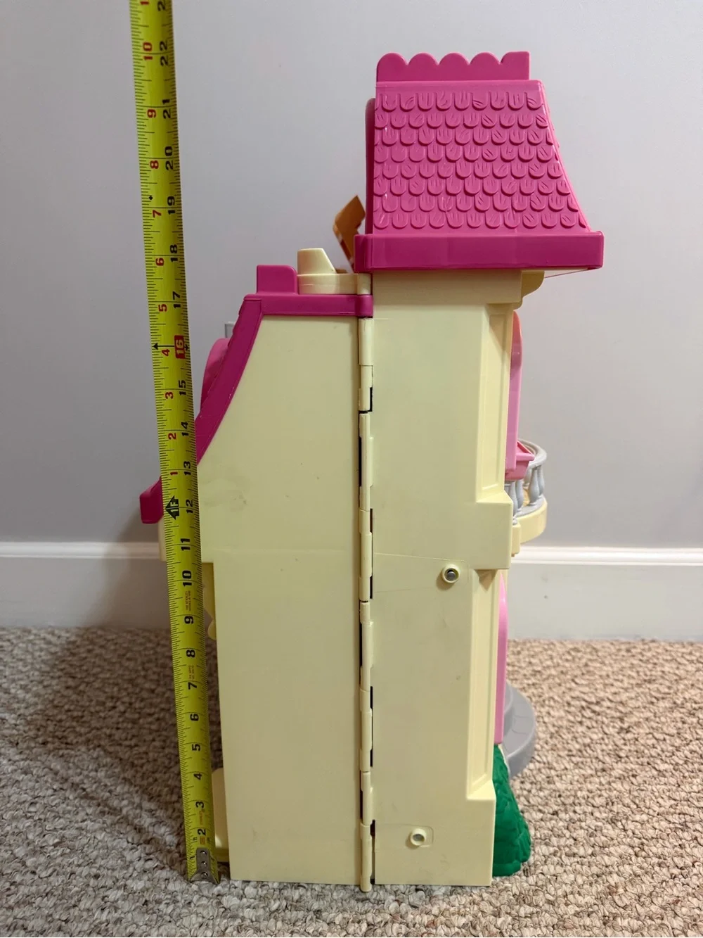 Vintage Fisher-Price Loving Family Grand Dollhouse 1997
